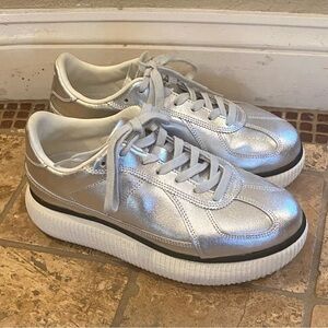 ONITSUKA TIGER Delecity Pure Silver Platform Shoes Size Men 6.5 Women 8 Unisex